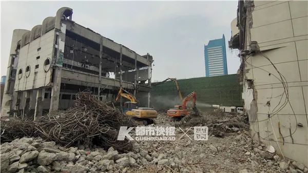 杭州市全民健身中心游泳馆_杭州全民健身中心拆迁_杭州市全民健身中心